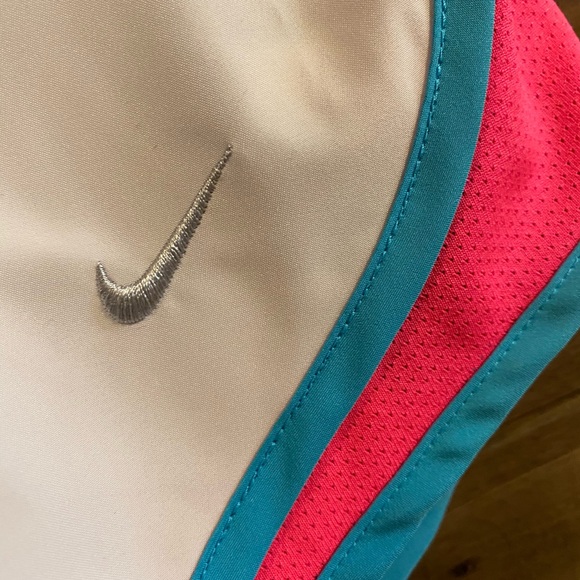 Women’s Nike Dri-Fit Shorts - Picture 3 of 4